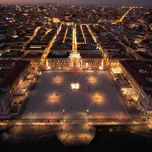 Appartement Downtown - Chiado & Me 2, Lisboa